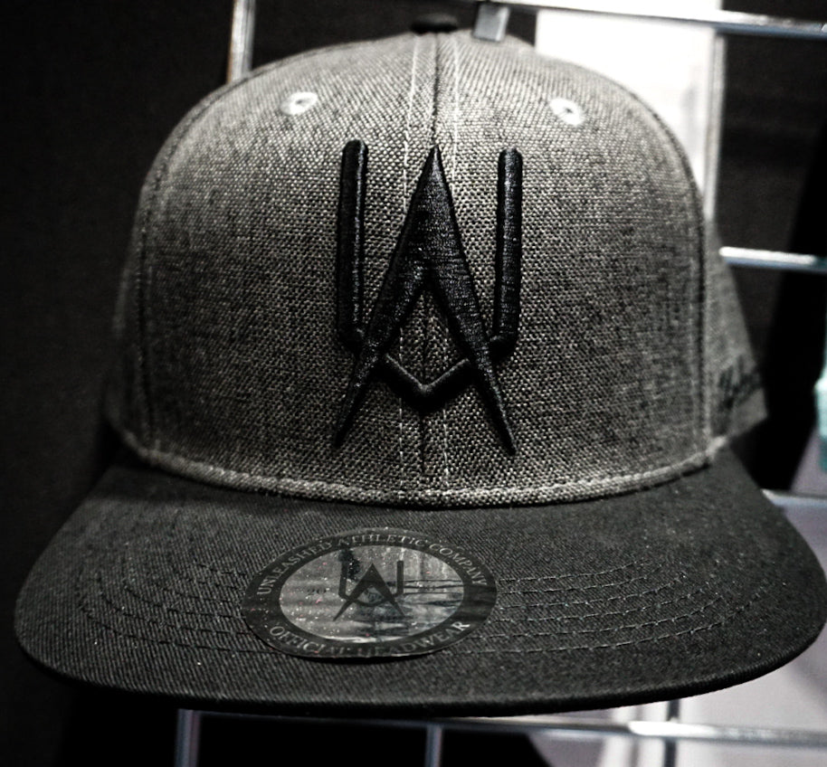 Snapback cap