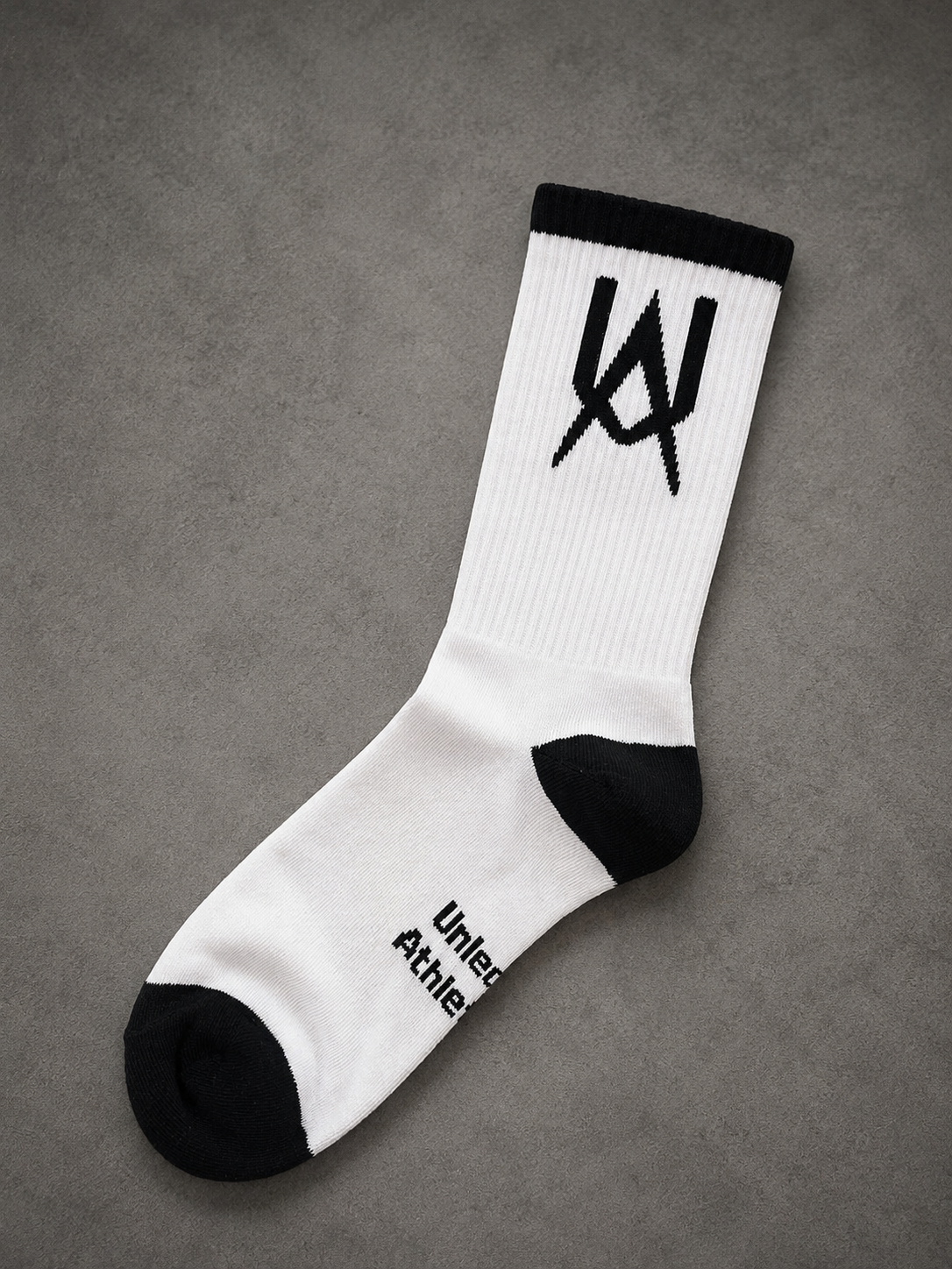 Unleashed Signature Sock - White / Black