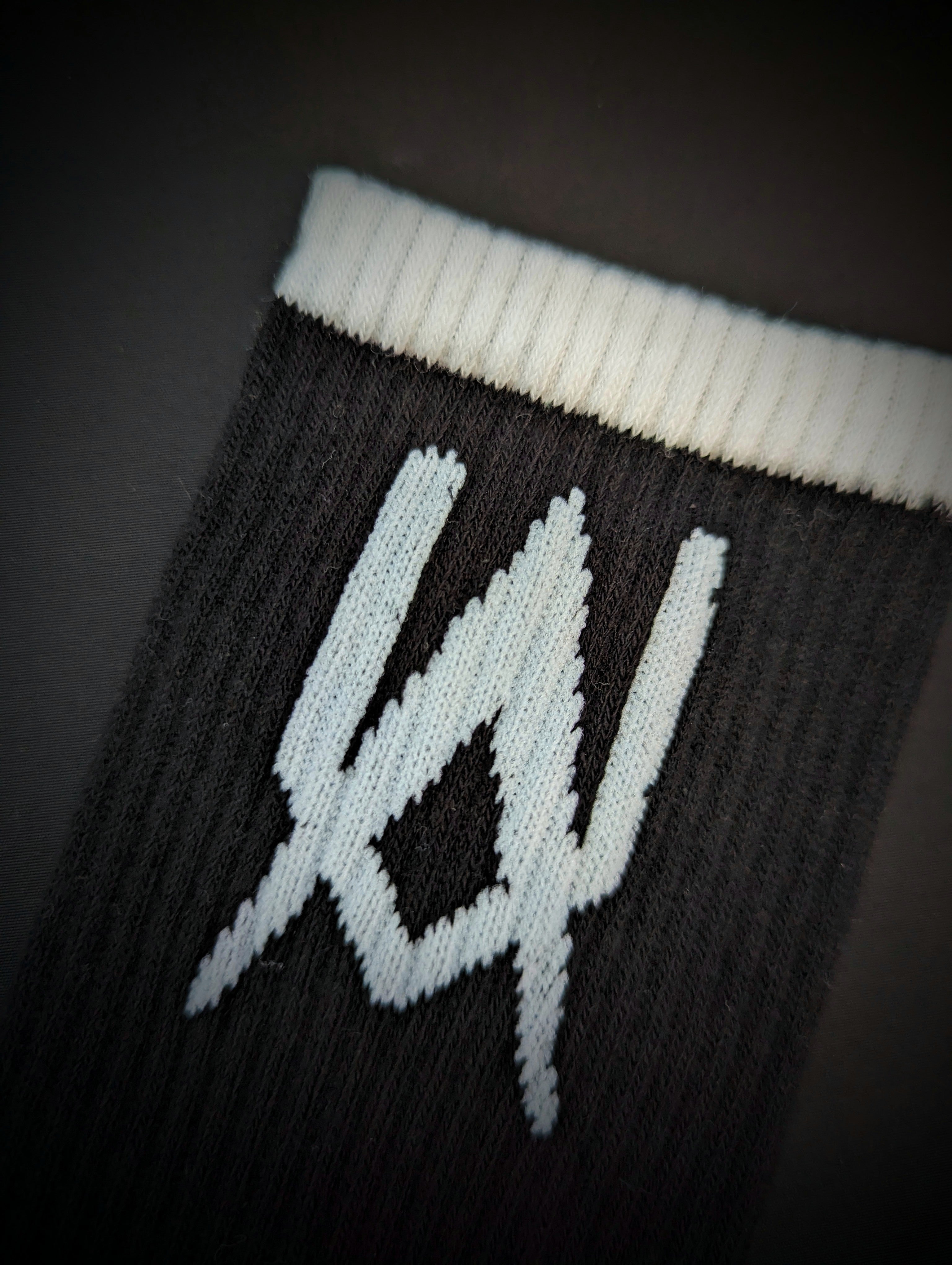 Unleashed Signature Socks Black/ White
